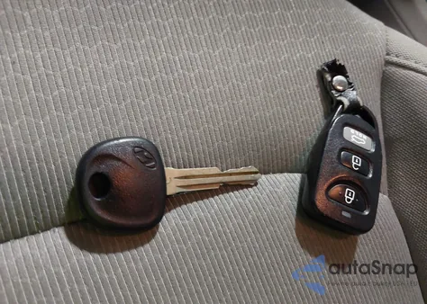 2018 Hyundai Elantra Se из США, поврежденный, VIN 5NPD74LF6JH392491